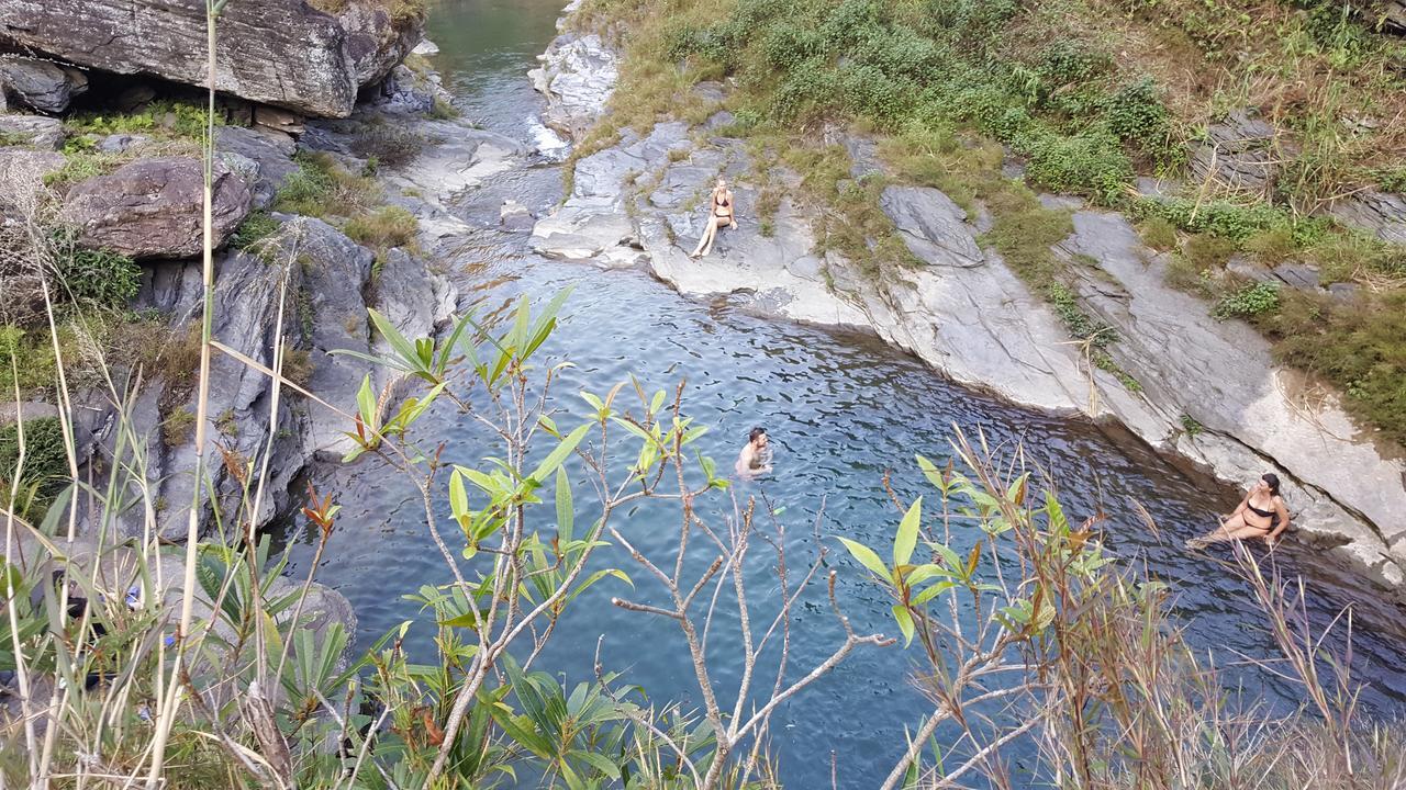 Homie Hostel & Tour Ha Giang Luaran gambar